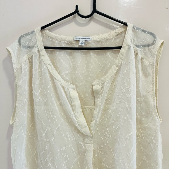 American eagle Off white georgette top - Picture 3 of 16